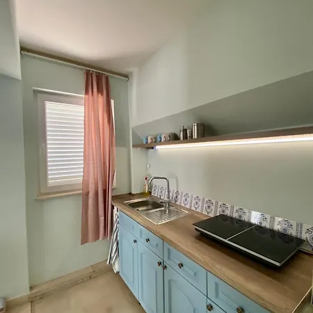Bed & Breakfast Dalmat House *