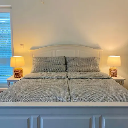 Dalmat House Bed & Breakfast *