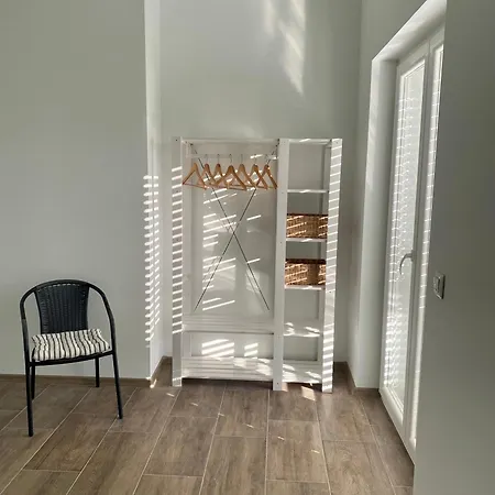 Bed & Breakfast Dalmat House