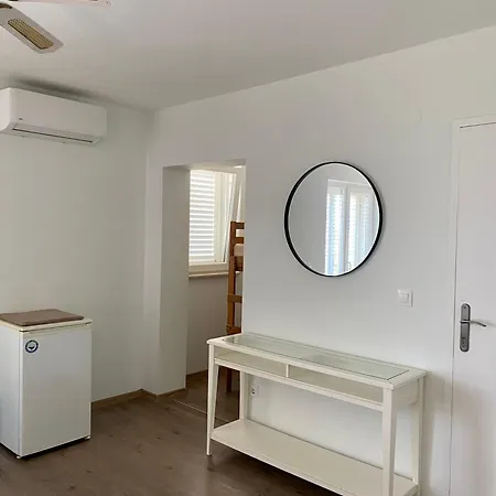 Dalmat House 住宿加早餐酒店 3*