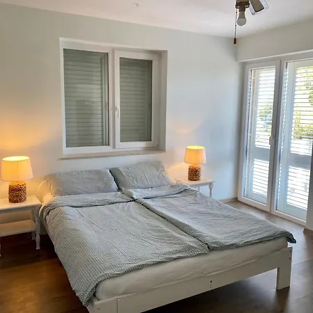 Bed & Breakfast Dalmat House *