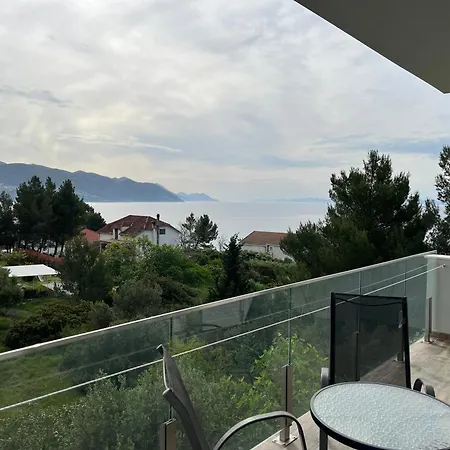 Dalmat House 住宿加早餐酒店 3*