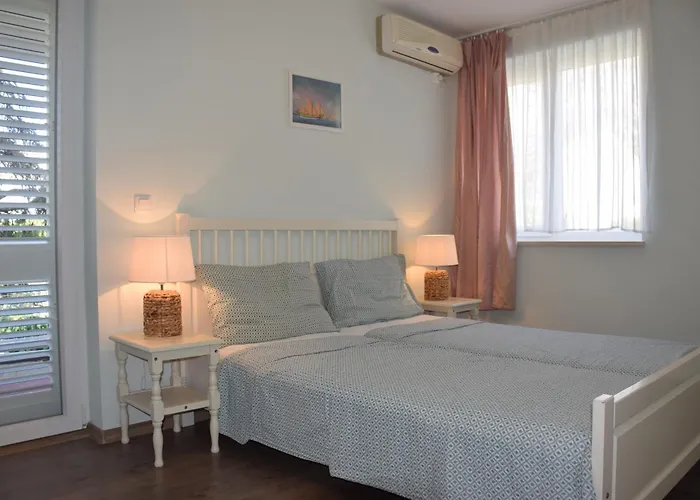 Dalmat House Bed and breakfast 3*